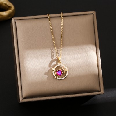 Ατσάλινο κολιέ επιχρυσωμένο love