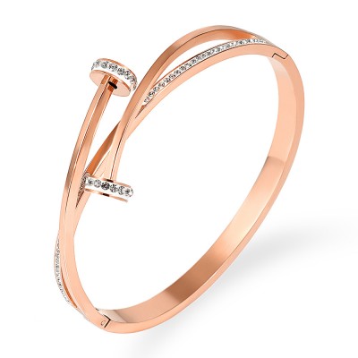 Επίχρυση χειροπέδα με ασημί λεπτομέρειες