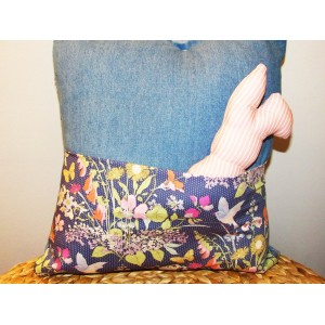 Χειροποίητο μαξιλάρι read-pillow jean -floral Είδη Δώρων