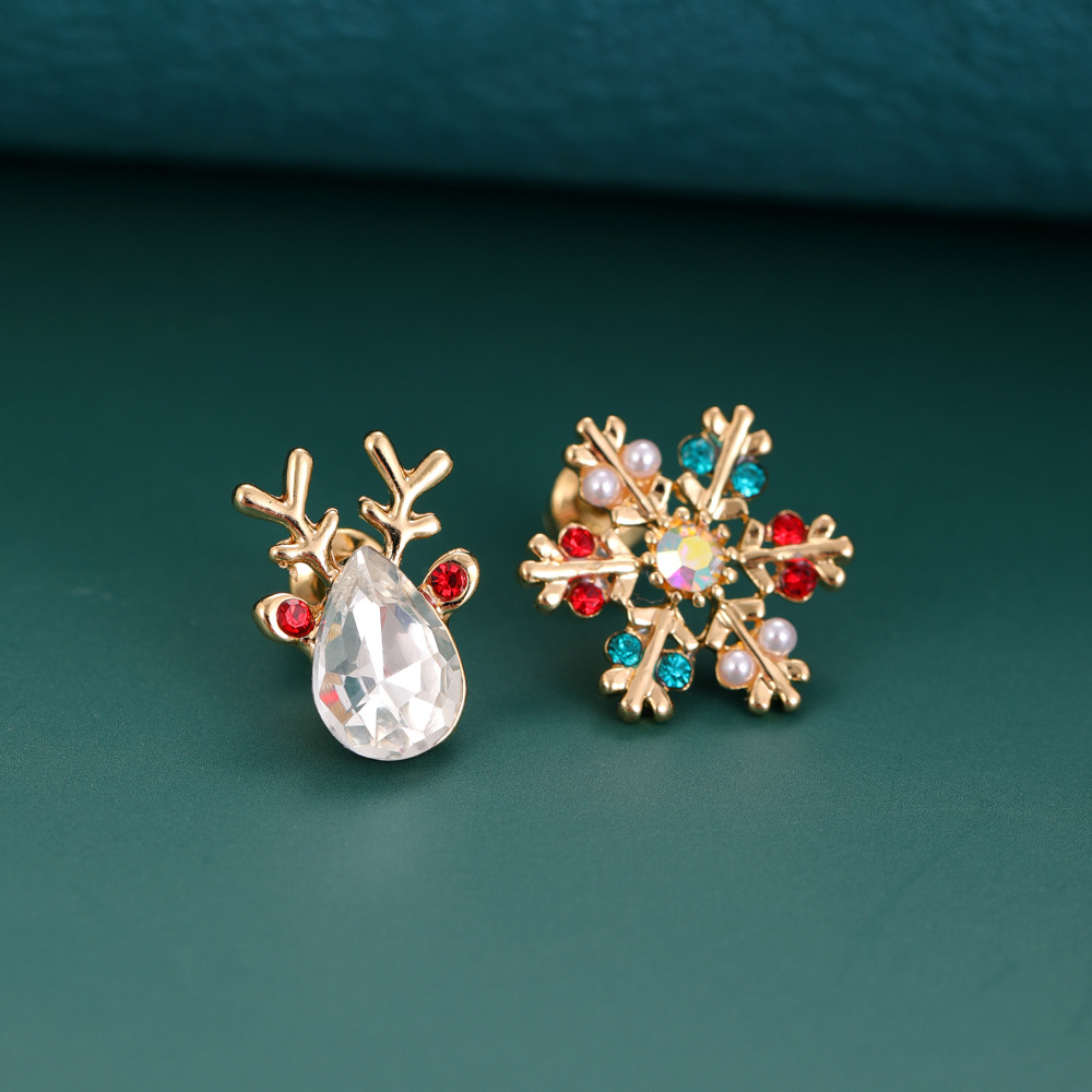 Χριστουγεννιάτικα Σκουλαρίκια χιονονιφαδα-ταρανδος με στρας