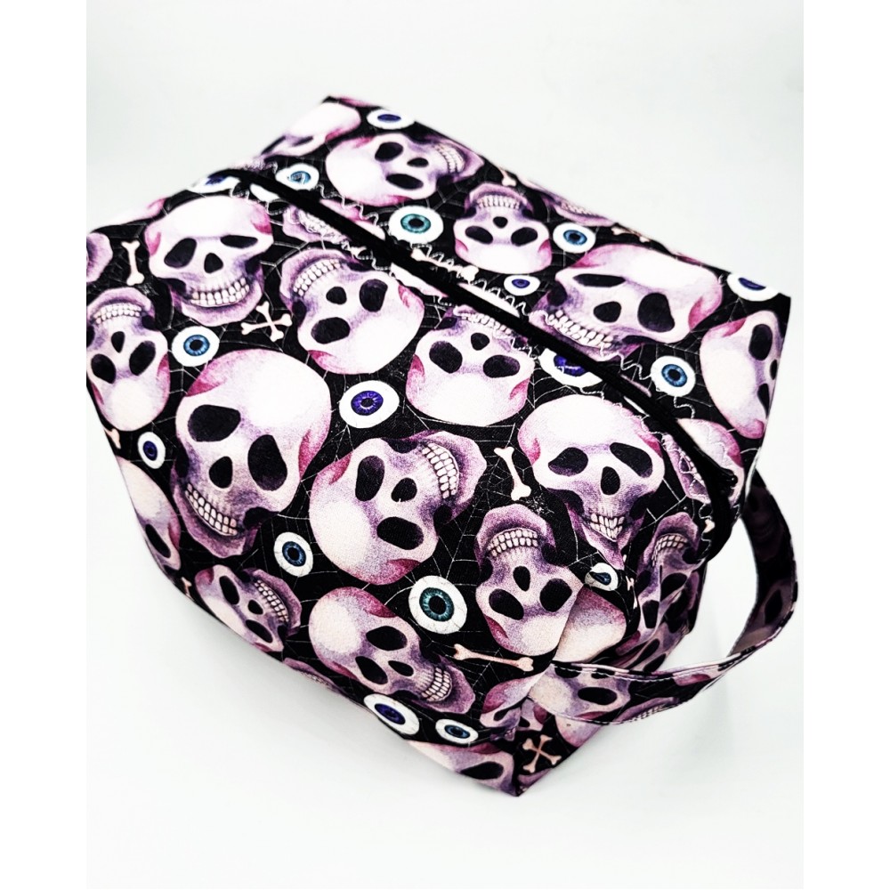 Beauty bag ''purple scalp''