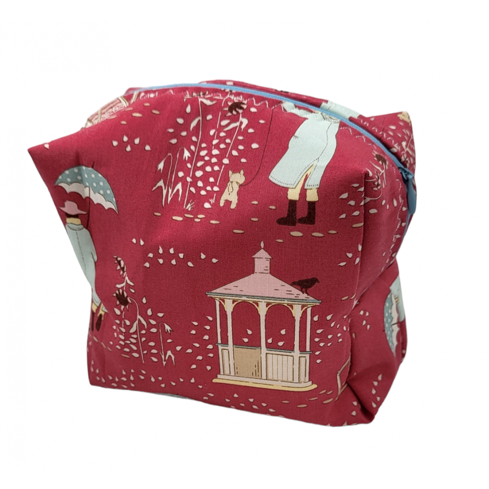 Beauty bag ''umbrella girl''