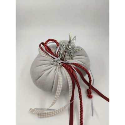 Χειροποίητη κολοκύθα γκρι βελουτε με ασημένιο αστέρι